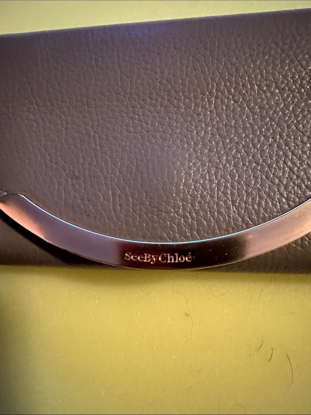 See By Chloe Pebbled Leather Wallet with Gold Bar No Callouts 🦩 - Picture 2 of 5